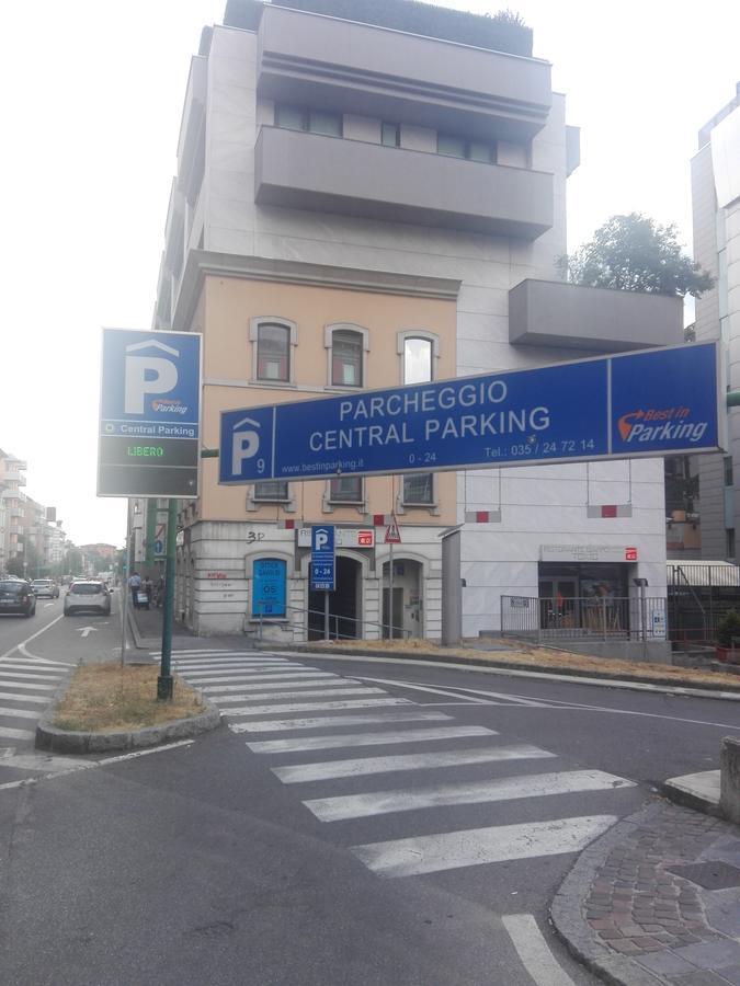 Bergamo City Apartments ภายนอก รูปภาพ